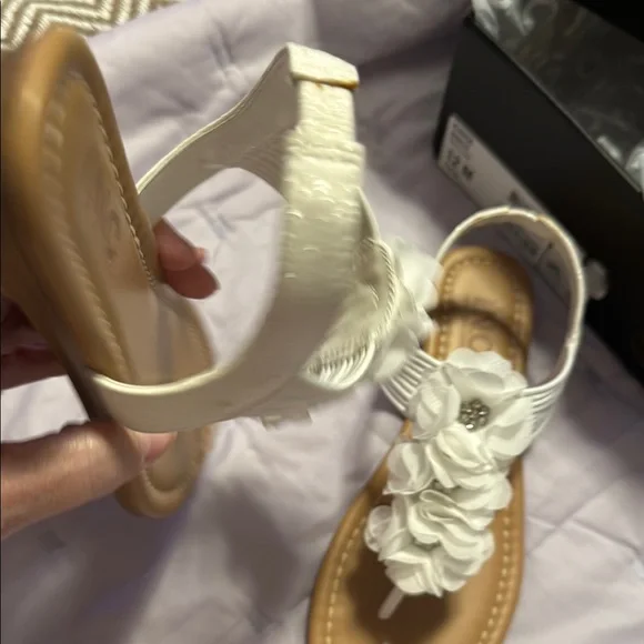 INC International Concepts White and Tan Sandals - Picture 3 of 5